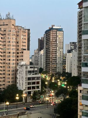 Image 2 - 932489