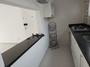 Image 10 - 932497