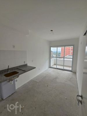 Image 20 - 932519