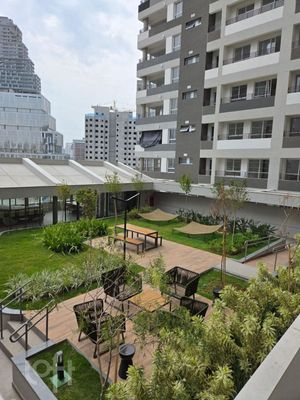 Image 14 - 932519