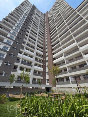 Image 19 - 932519
