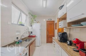 Image 3 - 932538