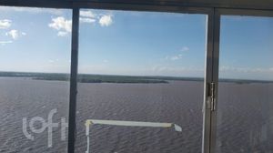 Image 21 - 932554