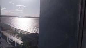 Image 5 - 932554