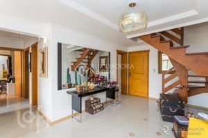 Image 8 - 932574