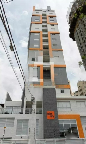 Image 3 - 932580