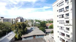Image 18 - 932633