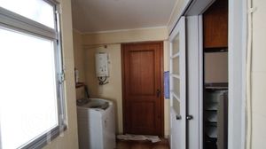 Image 8 - 932633