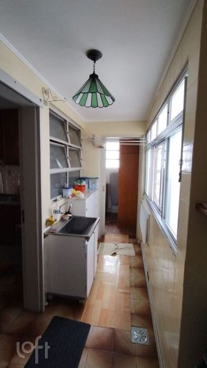 Image 7 - 932633