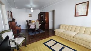 Image 31 - 932633