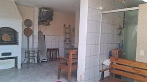 Image 19 - 932635