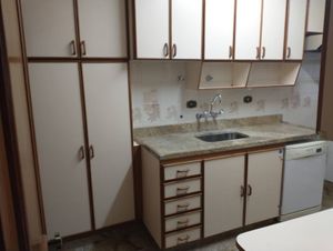 Image 3 - 932640