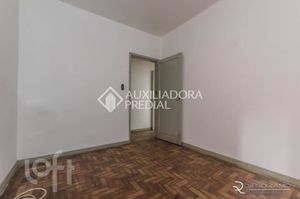 Image 10 - 932665