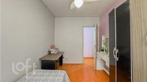 Image 19 - 932669