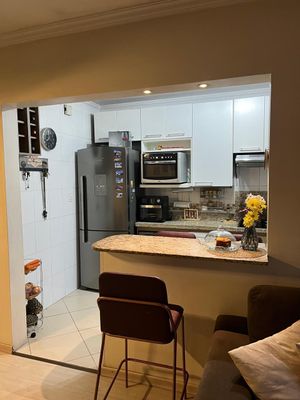 Image 3 - 932696