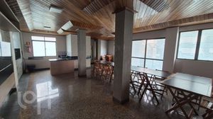 Image 7 - 932699