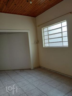 Image 17 - 932701