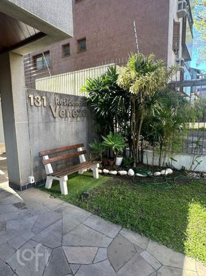 Image 25 - 932709