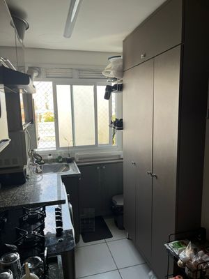 Image 3 - 932720