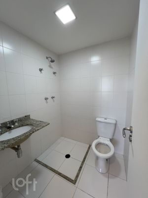 Image 11 - 932727