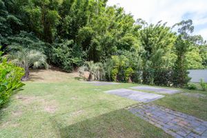 Image 34 - 932730