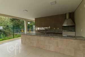 Image 15 - 932738