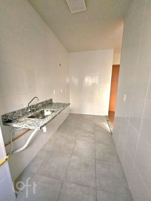 Image 5 - 932738