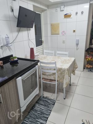Image 11 - 932741