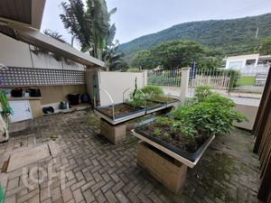 Image 6 - 932766