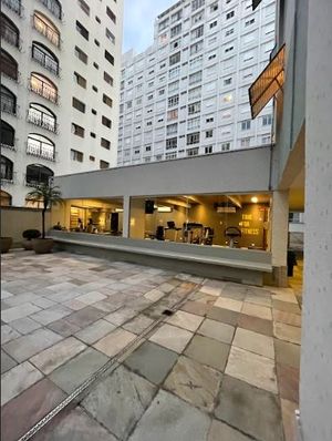 Image 27 - 932773