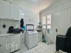 Image 31 - 932778