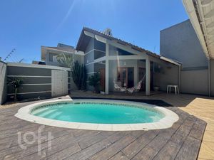 Image 8 - 932778