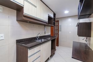 Image 14 - 932781