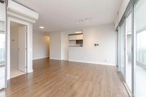 Image 3 - 932790