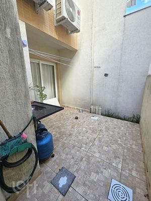 Image 13 - 932843