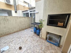 Image 14 - 932843