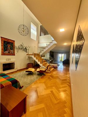 Image 4 - 932949