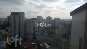 Image 10 - 933111