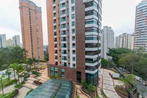 Image 14 - 933185