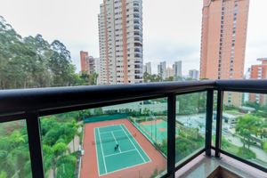 Image 28 - 933185