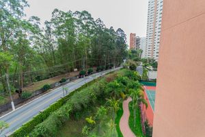 Image 52 - 933185