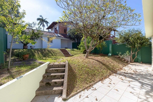 Image 32 - 933192