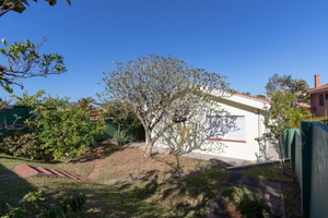 Image 34 - 933192