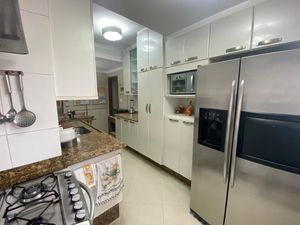 Image 4 - 933438
