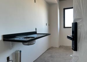 Image 3 - 933541
