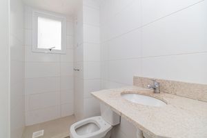 Image 4 - 933573