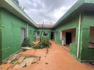 Image 9 - 933645