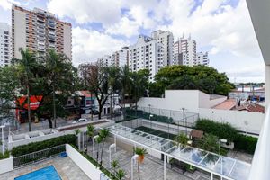 Image 3 - 933690