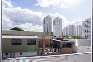 Image 35 - 933690