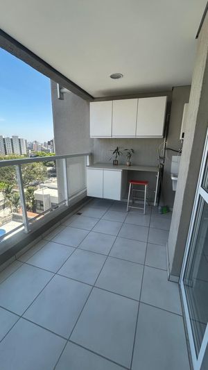 Image 34 - 933710